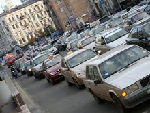 Черновецкий распорядился установить на автодорогах Киева камеры и табло