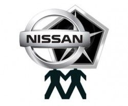 Nissan Tiida примерит значок Chrysler