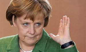 Меркель просит Опель обосновать собственную жизнеспособность