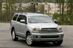 Подробнее о Toyota Tundra и Sequoia, образца 2010 года
