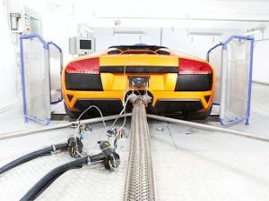Lamborghini разработает гибридные и биотопливные суперкары