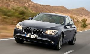 BMW 7-Series получит версии xDrive и M