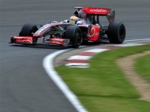 Команда McLaren испытает разработки соперников