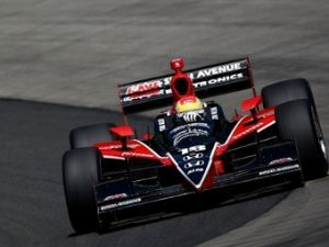 Джастин Уилсон выиграл первую гонку для Dale Coyne в серии IndyCar