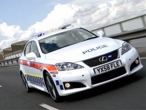 Британские полицейские пересели с Subaru на заряженный Lexus IS