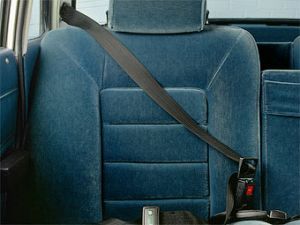 Компания Volvo отметила 50-летие трехточечных ремней безопасности