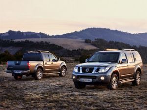 Компания Nissan представила обновленные версии Pathfinder и Navara