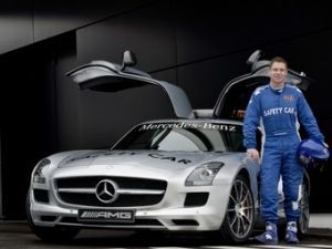 Суперкар Mercedes стал новым автомобилем безопасности Формулы-1