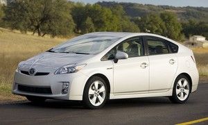 Toyota не будет объявлять новый отзыв из-за "сбежавшего" Prius