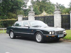 В Великобритании выставлен на продажу автомобиль Елизаветы II