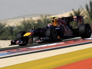 Грузовики команды Формулы-1 Red Bull попали в аварию