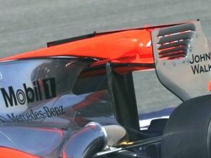 Команда Формулы-1 Sauber скопировала антикрыло McLaren