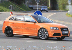 Появились шпионские фото Audi RS3 на Нюрбургринге