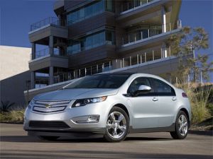 GM испытывает электрокар Chevrolet Volt с роторным двигателем