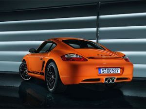 Porsche готовит заряженную версию спорткара Cayman