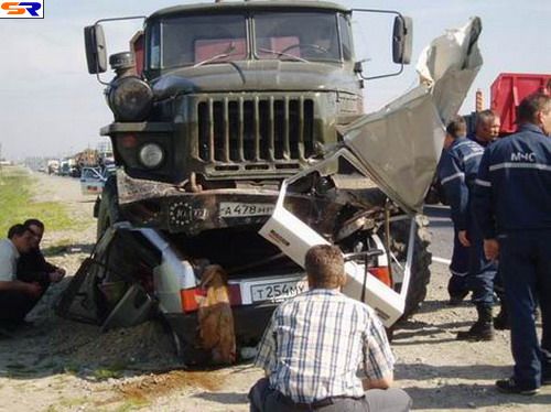 Трагедии больших грузовых автомобилей. ФОТО