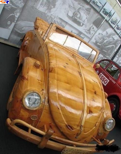 Сделанные из дерева авто. ФОТО