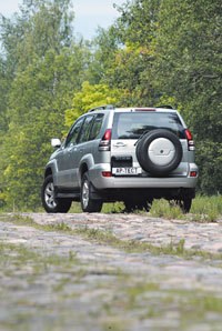 . (Land Rover Discovery) -  2