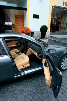   (Maserati Quattroporte) -  3