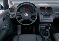VW Touran:  ߻ (Volkswagen Touran) -  5