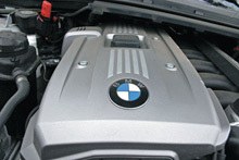 ’  ’ 
BMW 325i Dynamic (BMW 3 Series) -  8