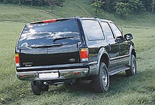 - (Ford Excursion) -  7