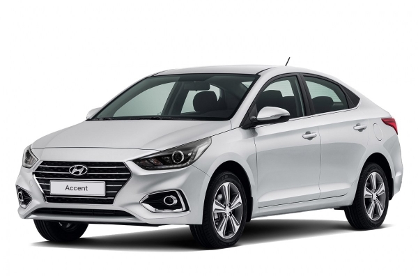 Hyundai accent на белом фоне