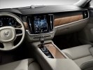 -     Volvo S90 -  47