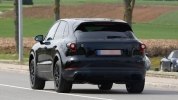 Porsche Cayenne    -  7