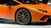 Lamborghini   640-  Huracan Performante -  11