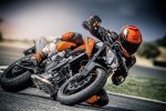 KTM 790 Duke 2018 — один из претендентов на звание лучшего мотоцикла мотошоу EICMA 2017 - фото 15