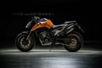 KTM 790 Duke 2018 — один из претендентов на звание лучшего мотоцикла мотошоу EICMA 2017 - фото 22