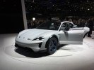  Tesla  Porsche?     Mission E Cross Turismo -  1