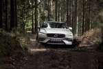 Volvo представила новый универсал для бездорожья - фото 12