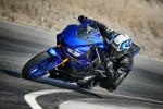 Yamaha представила обновленный мотоцикл YZF-R3 - фото 4