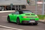 Porsche начал тесты нового кабриолета 911 - фото 11