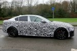Jaguar приступила к дорожным тестам рестайлингового седана XE - фото 8