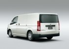 Toyota представила новое поколение микроавтобусов и фургонов Hiace - фото 1