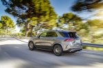 Mercedes-Benz GLE 53 2020 получит обновленный салон и мощный гибридный двигатель - фото 13