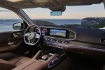 Mercedes-Benz представил новое поколение флагманского кроссовера GLS - фото 10