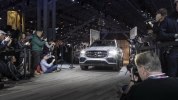 Mercedes-Benz представил новое поколение флагманского кроссовера GLS - фото 40