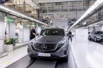 В Европе стартовали продажи первого электрического кроссовера Mercedes-Benz - фото 9