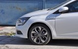 Renault приступил к тестам гибридного исполнения модели Megane - фото 5