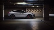 Porsche Cayenne GTS:     -  4