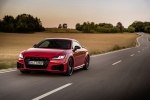 Audi TTS      -  1