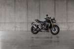 Triumph представил новый мотоцикл Speed Triple 1200 RS - фото 28
