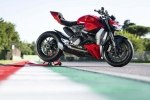   Ducati Streetfighter V2 -  15