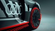 Audi Hoonitron:      -  2