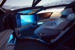 Cadillac InnerSpace: телевизор вместо лобового стекла и тапочки вместо педалей - фото 7