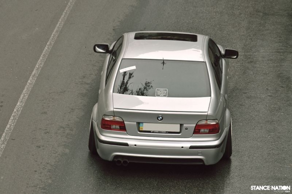 E39 тюнинг капот